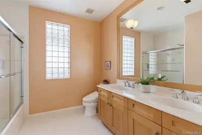 50 Holiday Pond Road, Jericho, NY 11753 - Photo 29