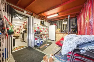 326 Underhill Ave, Bronx, NY 10473 - Photo 17