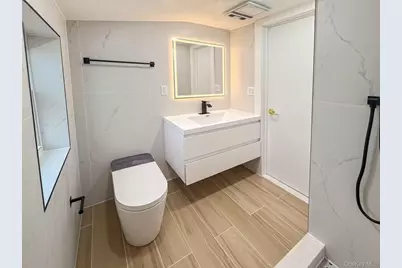 16 Sunset Drive, Huntington, NY 11743 - Photo 9