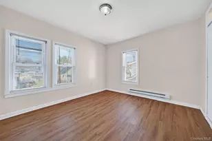 29 Columbia Ave, Middletown, NY 10940 - Photo 17