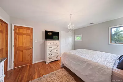 103 Stephen Road, Bayport, NY 11705 - Photo 17