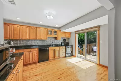 103 Stephen Road, Bayport, NY 11705 - Photo 11