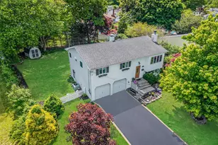 103 Stephen Rd, Bayport, NY 11705 - Photo 3