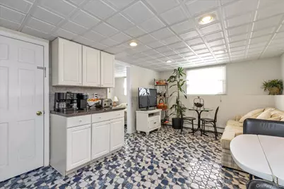 124 Stella Court, Lynbrook, NY 11563 - Photo 13