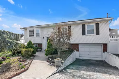 124 Stella Court, Lynbrook, NY 11563 - Photo 1