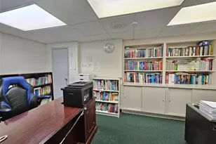 192-17 47th Ave, Flushing, NY 11358 - Photo 17