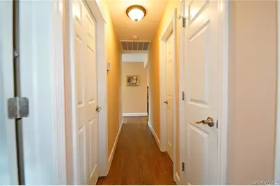 39-18 Berger Avenue, Bethpage, NY 11714 - Photo 11