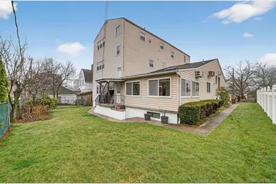 4 Amackassin Terrace #Unit 1, Yonkers, NY 10703 - Photo 37