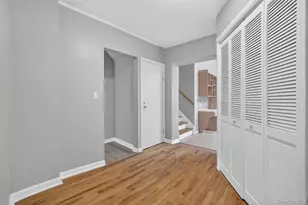 4 Amackassin Terrace, Yonkers, NY 10703 - Photo 7