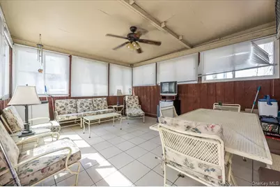 717 Calhoun Avenue, Bronx, NY 10465 - Photo 9