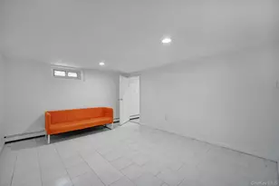 77 Spencer St, Farmingdale, NY 11735 - Photo 17