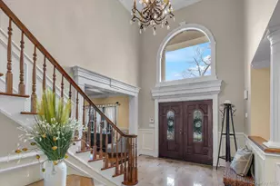 36 Fox Ln, Dix Hills, NY 11746 - Photo 5