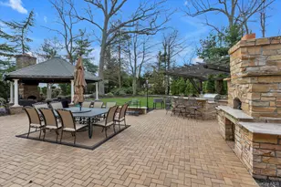 36 Fox Ln, Dix Hills, NY 11746 - Photo 39
