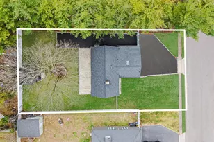 157 Serpentine Ln, Islandia, NY 11749 - Photo 43