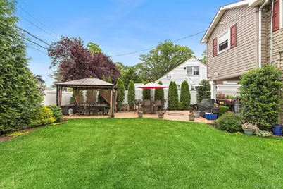 265 Taylor Road, West Hempstead, NY 11552 - Photo 19