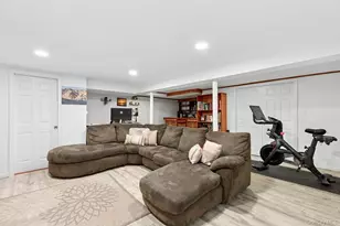 265 Taylor Rd, West Hempstead, NY 11552 - Photo 15