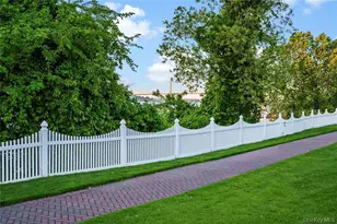 317 Endeavor Pl, College Point, NY 11356 - Photo 21