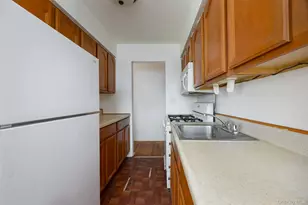 6 Colonial Rd, Beacon, NY 12508 - Photo 9