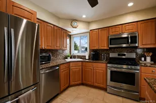 1827 Gerald Ave, East Meadow, NY 11554 - Photo 3