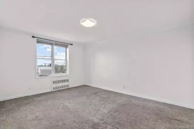 1 Oakridge Place #4L, Eastchester, NY 10709 - Photo 11