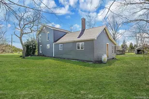 5528 Sound Ave, Riverhead, NY 11901 - Photo 7