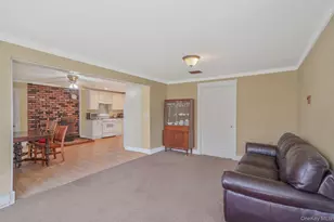 5528 Sound Ave, Riverhead, NY 11901 - Photo 19