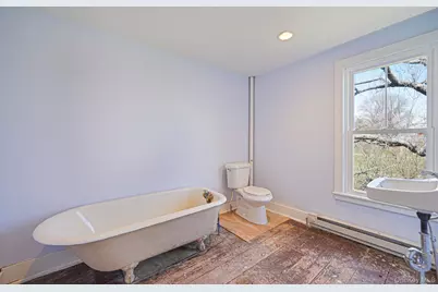 5528 Sound Avenue, Riverhead, NY 11901 - Photo 39