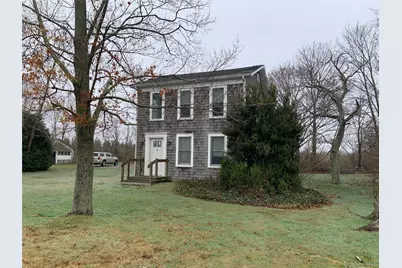 5528 Sound Avenue, Riverhead, NY 11901 - Photo 3