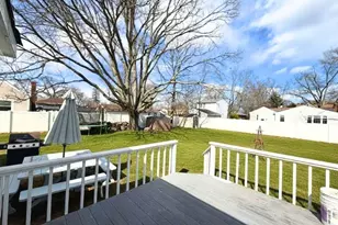 240 S Strong Ave, Lindenhurst, NY 11757 - Photo 9