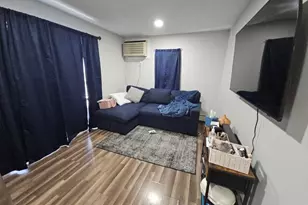 240 S Strong Ave, Lindenhurst, NY 11757 - Photo 9