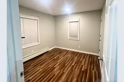 240 S Strong Avenue, Lindenhurst, NY 11757 - Photo 3