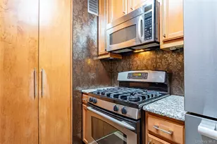 350 W 50th St, New York (Manhattan), NY 10019 - Photo 31