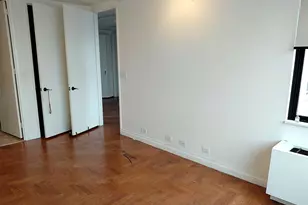 350 W 50th St, New York (Manhattan), NY 10019 - Photo 11