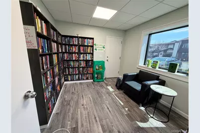 141 Cambridge Drive E #141, Copiague, NY 11726 - Photo 25