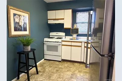 141 Cambridge Drive E #141, Copiague, NY 11726 - Photo 9