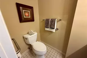 141 Cambridge Dr E, Copiague, NY 11726 - Photo 11