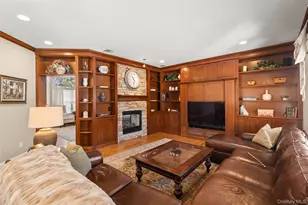 24 Ramsey Ct, East Setauket, NY 11733 - Photo 7