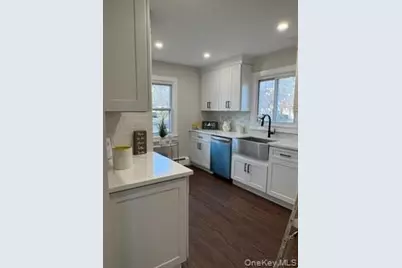 12 Fairlee Drive, East Northport, NY 11731 - Photo 7