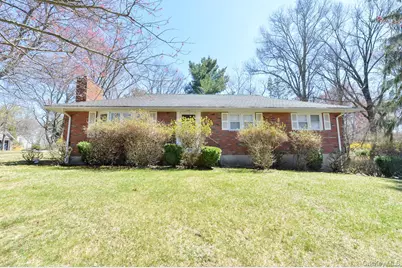 2 Augur Road, Airmont, NY 10901 - Photo 3