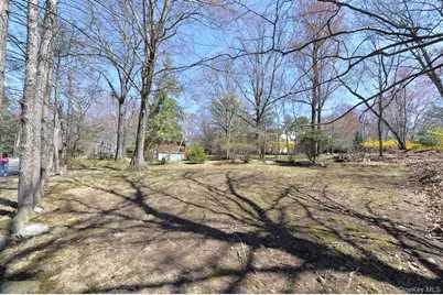 2 Augur Road, Airmont, NY 10901 - Photo 5