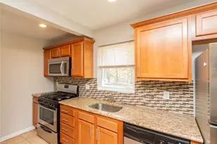 797 Forest Glen Rd, Monroe, NY 10950 - Photo 5