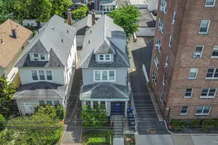 320 E 235th St, Bronx, NY 10470 - Photo 27