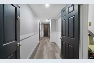 320 E 235th Street, Bronx, NY 10470 - Photo 21