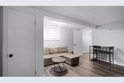 320 E 235th Street, Bronx, NY 10470 - Photo 21