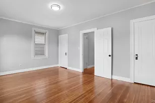 320 E 235th St, Bronx, NY 10470 - Photo 9