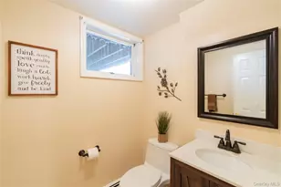 4 Tanglewood Ln, Poughkeepsie, NY 12603 - Photo 17