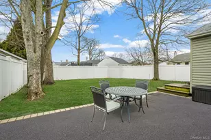 11 Nehring Ave, Babylon, NY 11702 - Photo 23