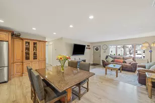 11 Nehring Ave, Babylon, NY 11702 - Photo 7