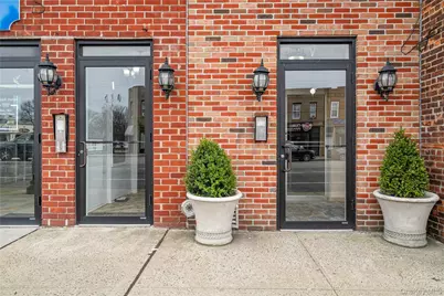 402 Jericho Turnpike #4, New Hyde Park, NY 11040 - Photo 13