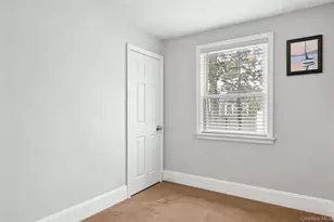 3 Roy Ave, West Islip, NY 11795 - Photo 13